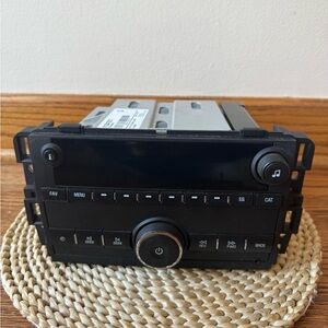2015 Chevrolet Express GMC AM FM Radio w Aux Input MP3